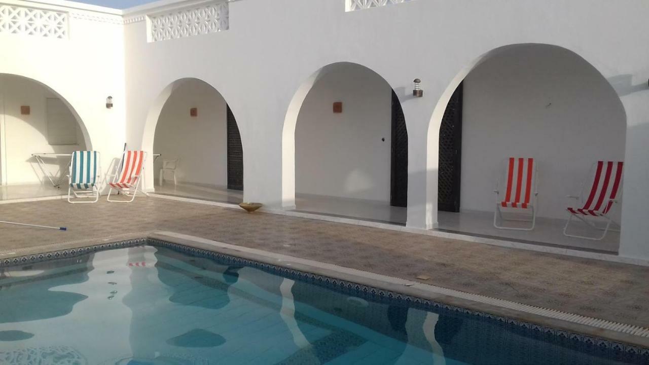 Dar Mamina Bed & Breakfast Sidi ash Shammakh Luaran gambar