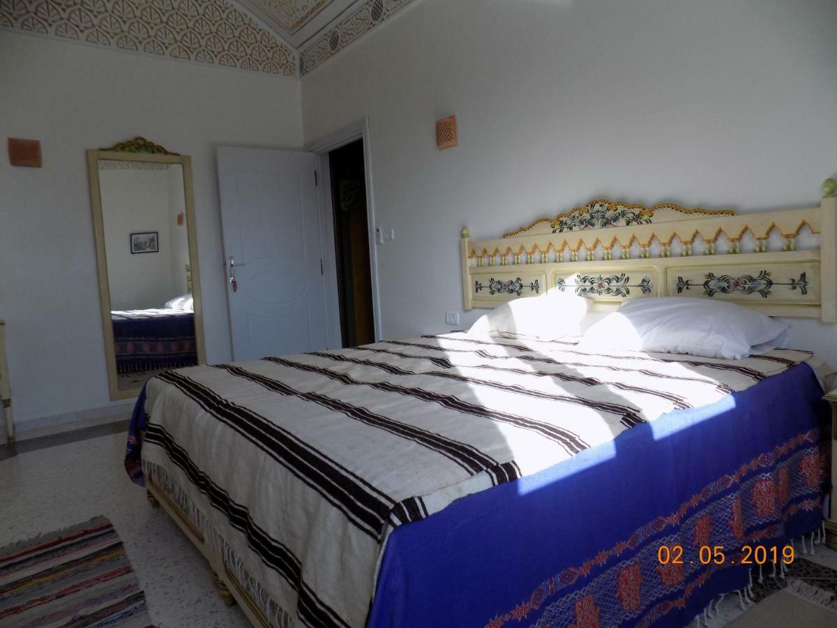 Dar Mamina Bed & Breakfast Sidi ash Shammakh Luaran gambar
