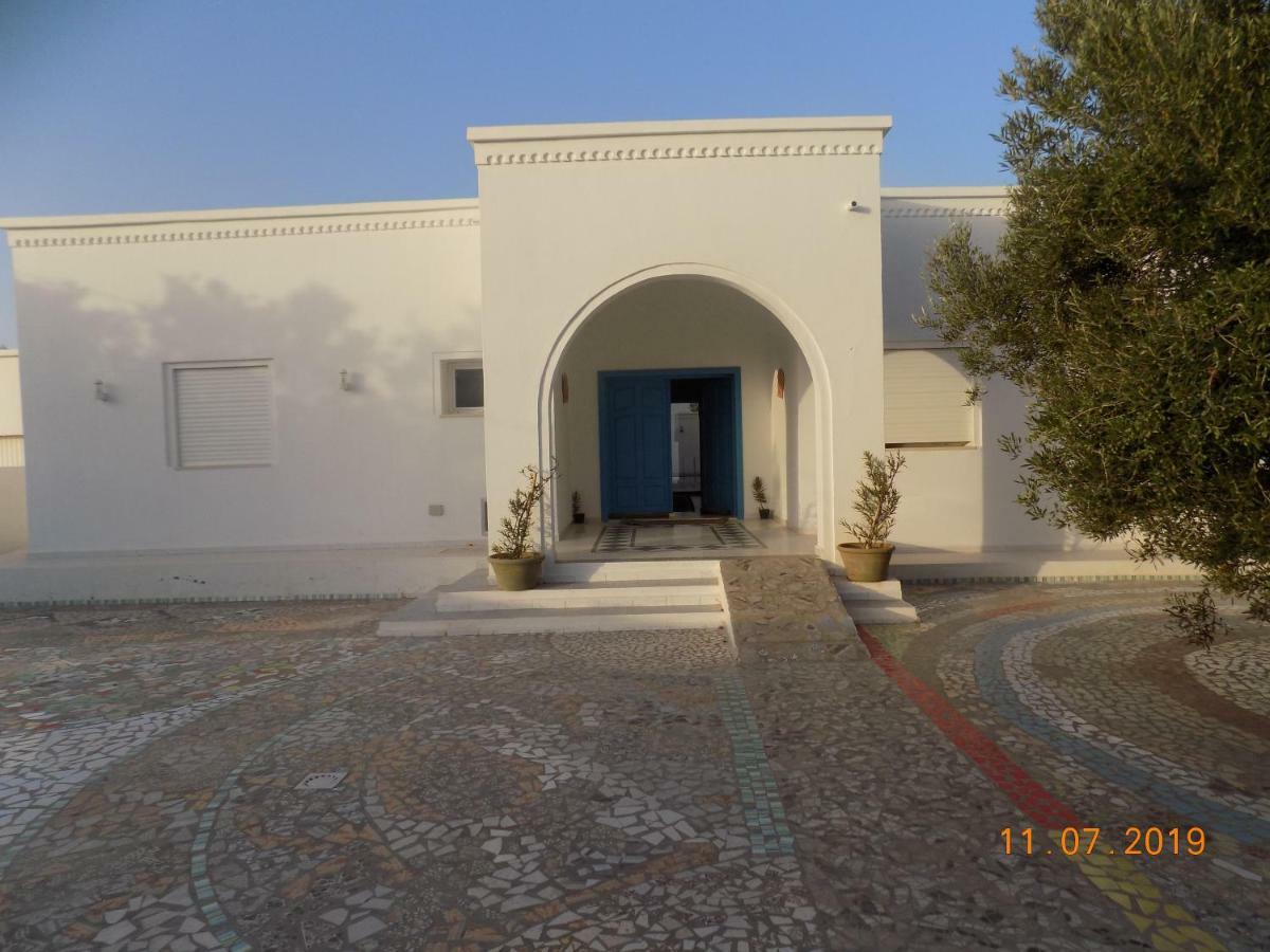 Dar Mamina Bed & Breakfast Sidi ash Shammakh Luaran gambar
